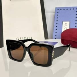 Picture of Gucci Sunglasses _SKUfw79338204fw